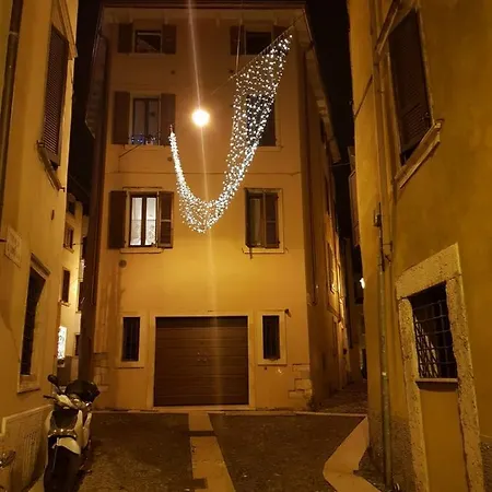 Relais All'aquila Apartman Verona